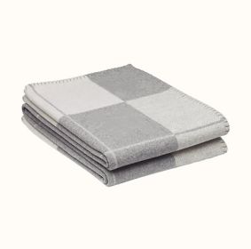 Office Sofas Shawl Air Conditioning Blanket Household (Option: Light Gray-130X170cm)